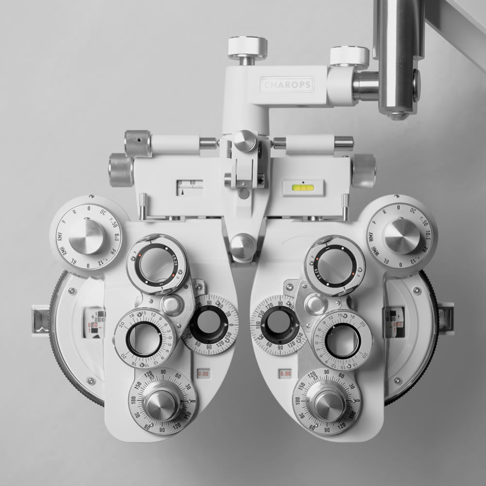 Comprehensive eye examination